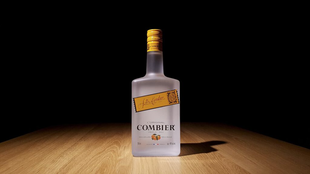 Combier Triple Sec. › BarVademecum